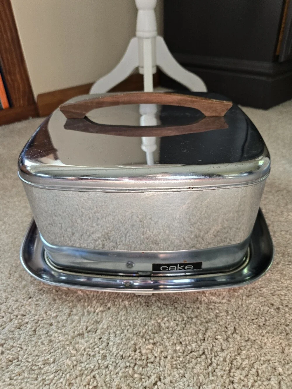 Vintage Lincoln Beautyware Cake Carrier Mid Century Chrome Cake Saver